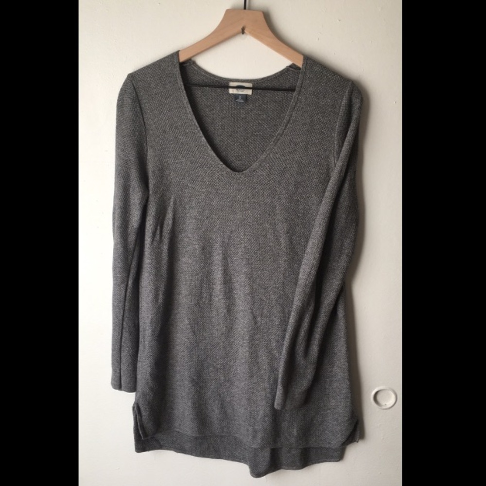 Old Navy long sleeve sweater